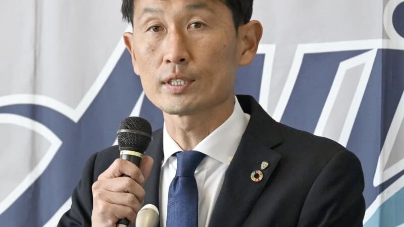 J1福岡の金明輝監督が就任会見