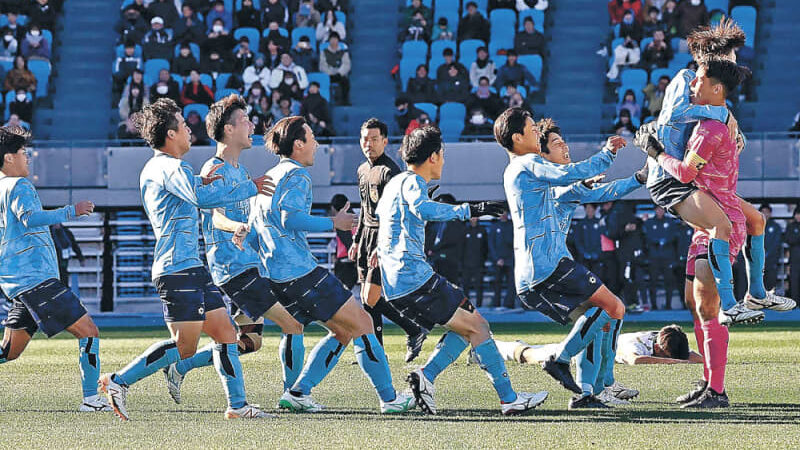 金沢学院大附が初勝利　全国高校サッカー　PK戦で鹿児島城西を撃破