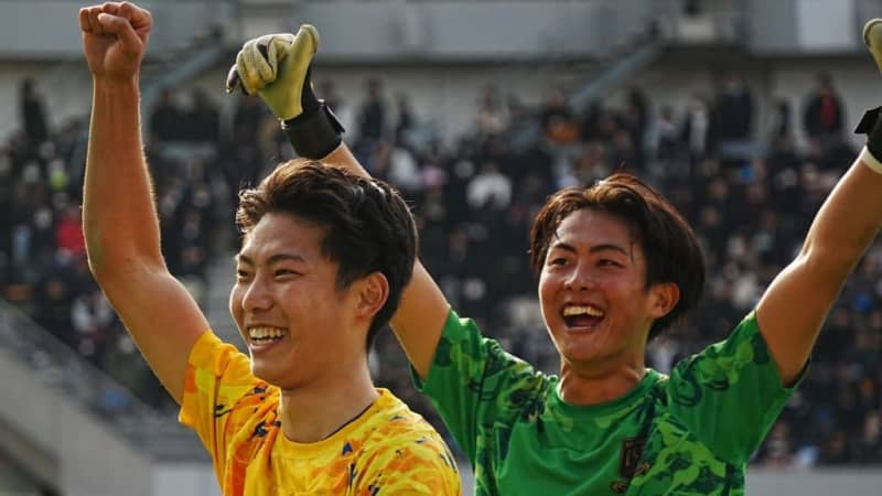 敵将をうならせた黄色の壁、上田西高GK牧野長太朗とDF東風谷崇太がつないだ絆の決勝点