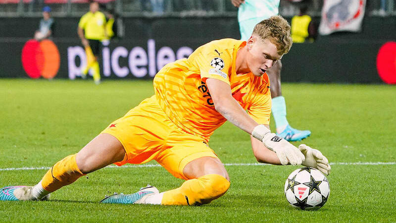 守護神離脱中のスパーズがGK補強！　スラビア・プラハの若き正GK加入が決定的に