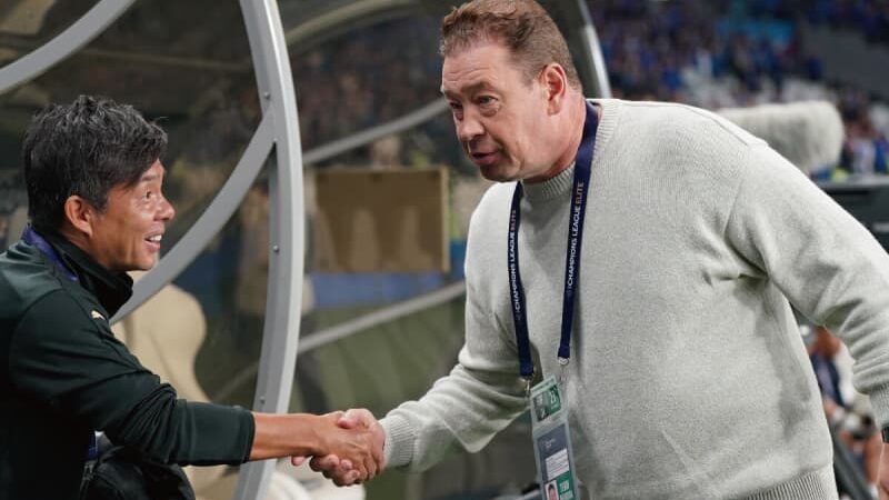 ロシア、イングランド、オランダを経ての中国…本田圭佑が師事したスルツキー監督の中国人選手評「彼らは非常に単純だ」