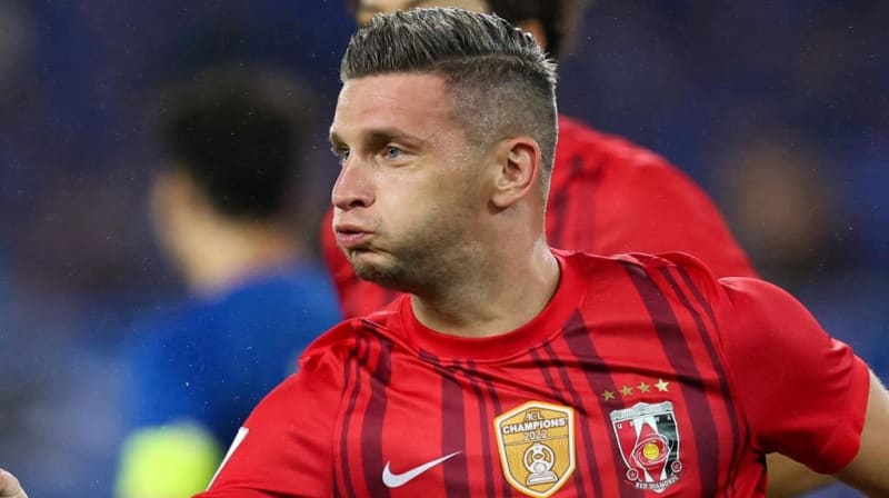 Jリーグ名門チームを退団した34歳FW、日本人トリオ所属の海外チームへ移籍へ