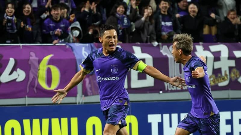 サンフレッチェ広島、青山敏弘のトップチームコーチ就任が正式決定!
