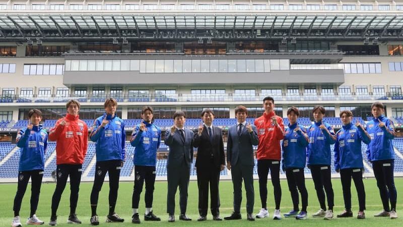 V長崎、MF山口蛍ら新戦力が入団会見　20周年の節目「過去最高のメンバー」