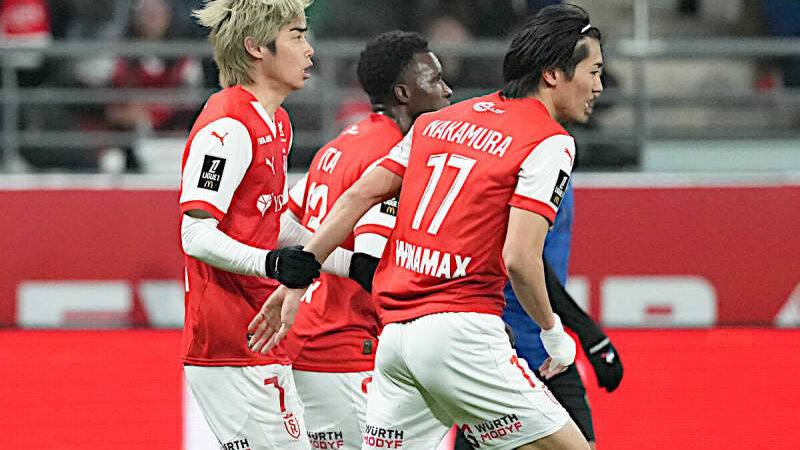 伊東純也が今季4点目も打ち合いに敗れたスタッド・ランスは6試合勝利なし…【リーグ・アン】