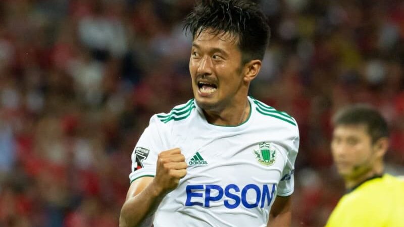 元 浦和のFW阪野豊史が現役引退。山形や愛媛で二桁ゴール、栃木、松本、東京V、今治でも活躍