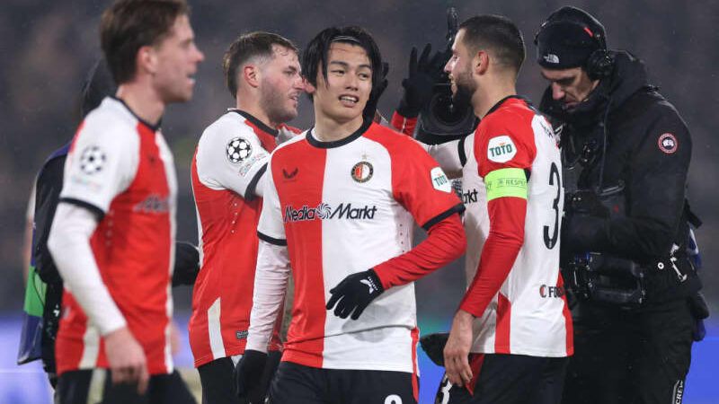 上田綺世がCLバイエルンからゴール! ウパメカノに競り勝つ。フェイエノールト3-0快勝、8強突破へ望み