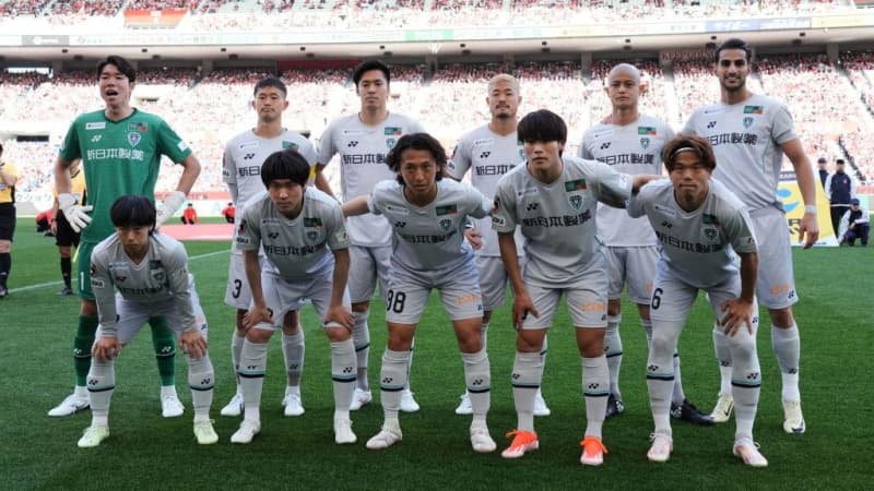 Jリーグ躍進チーム、2024-25補強通信簿！少々の混乱も…新たなサッカーを志向する準備が整った