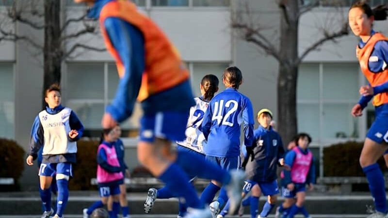 女子選手のACLケガ予防最前線。アプリで月経周期・コンディション管理も…高校年代の常勝軍団を支えるマネジメント