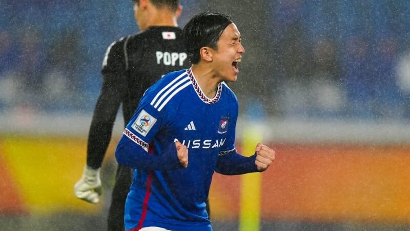 【横浜F・マリノス】元日本代表レフティ天野純に第二子の女子誕生「妻や子どもたちを守っていくために、ピッチの上で皆さんの期待に応え、『横浜に虹をかけられるよう』に頑張ります」