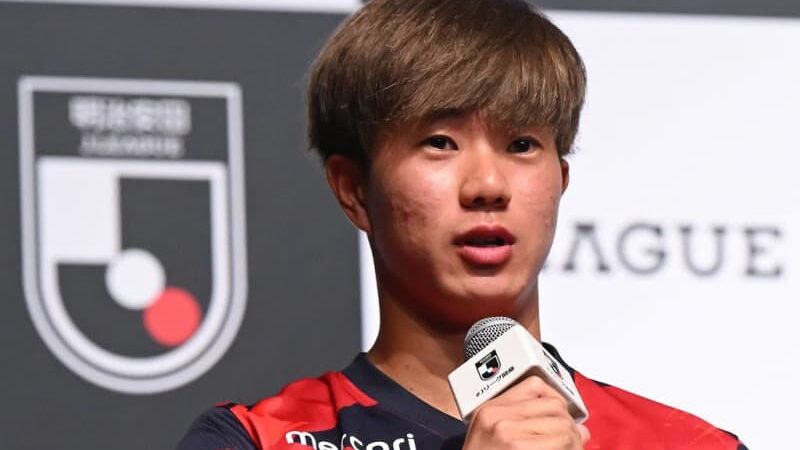 【鹿島】1年目でブレイクした濃野公人「大卒ルーキーの選手にも刺激を与えられたかなと思う」
