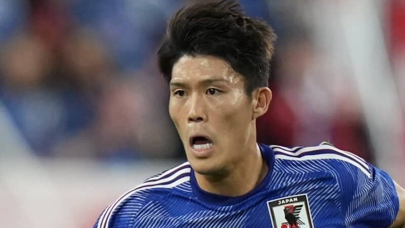 日本代表DF冨安健洋がヒザの再手術を検討。今季出場6分、アーセナルとの契約は…