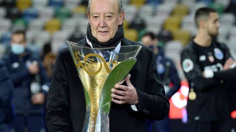 ポルトを名門に成長させたピント・ダ・コスタ元会長が87歳で死去…会長歴任中『68』のタイトルを獲得