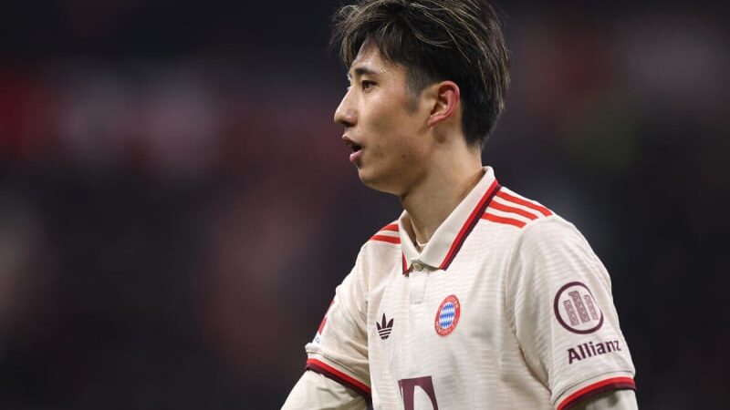 バイエルンで先発デビューの伊藤洋輝、左SBのポジション争いでリードの可能性も!?