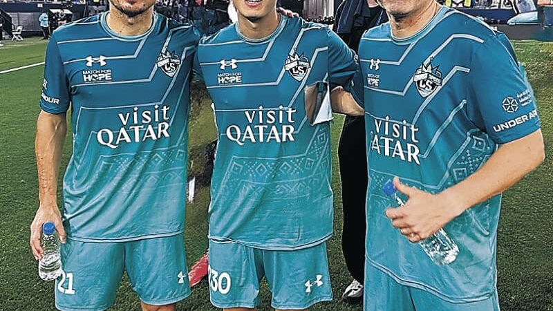世界のスターとプレー　津幡の木村さん　カタールでサッカー慈善試合出場