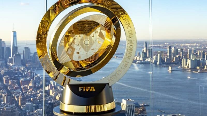 【浦和】“世界一”の輝き放つティファニー社製クラブW杯のトロフィー来日、埼スタ＆JR浦和駅で一般公開へ