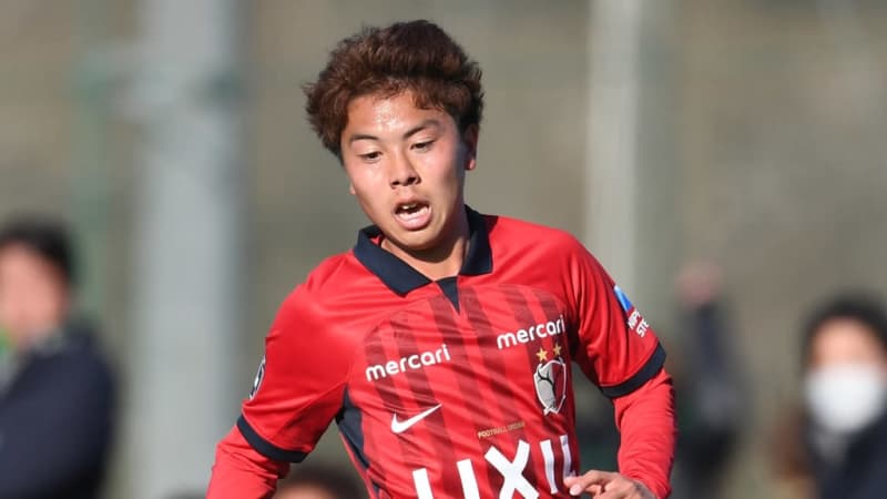 Jリーグ屈指の名門で高卒プロ入りも…22歳MFがまさかの“J7”移籍 「サッカーを楽しむことは忘れず…」