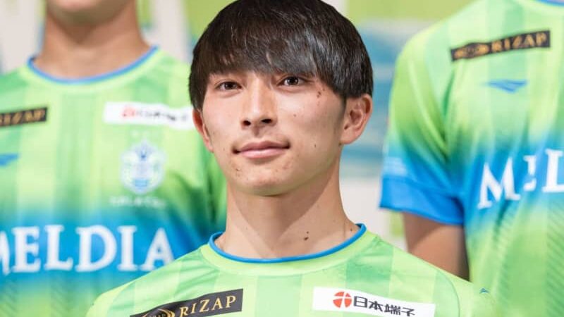 【横浜FM-湘南】スタメン発表。開幕4連勝なるか首位・湘南、しかしFW2人が不在の緊急事態に…。根本凌はチャンス!
