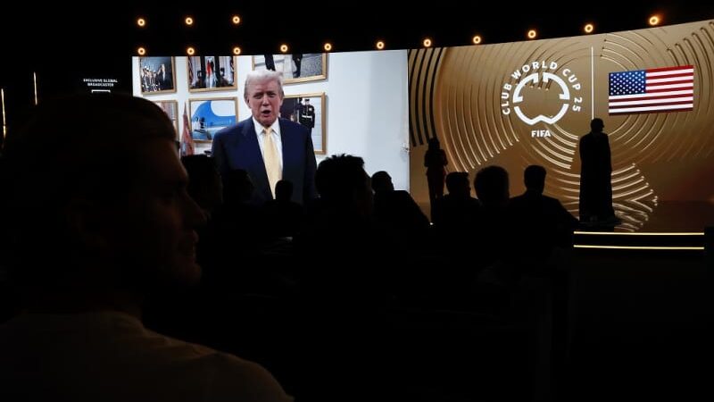 まるでジャイアン、スネ夫、のび太の構図。ゼレンスキー＆トランプ大統領 “恫喝”対談、ホリエモンが解説「本物のリアリティショーを演じている」