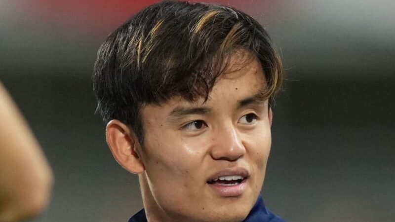 久保建英不在のバルサ戦、実に不要なイエローカードだった。しかも今季3枚を「抗議」でもらう