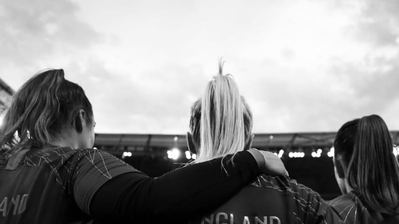 10歳少女、悲劇の死…サッカー練習場に突っ込んできた車に轢かれる「二度と元通りにはならない」