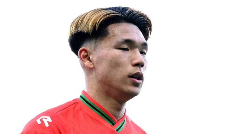 慶應大退部の19歳逸材、海外でゴール！同僚の日本代表FWは負傷でW杯予選ピンチか