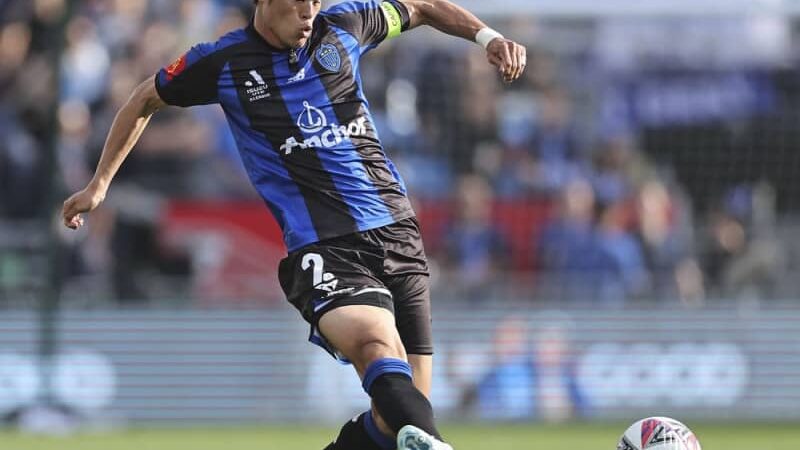 なぜサッカー元日本代表の酒井宏樹はＪ１浦和レッズを離れ、新天地にニュージーランドを選んだのか　オークランドで聞いた決断の理由、豪州Ａリーグの実情、将来の夢