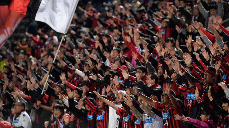 開幕4連敗のJ2札幌に痛手! DF大﨑玲央、GK高木駿が負傷離脱…高木は徳島県内で手術