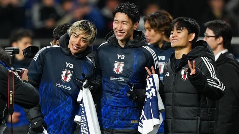 W杯出場権獲得、主役は久保建英「何よりもみんなを安心させたかった」「そんなの気にしていたら脱いでいない」。ユニフォームを脱ぎ叫んだゴールシーン、その瞬間の気持ちは!?