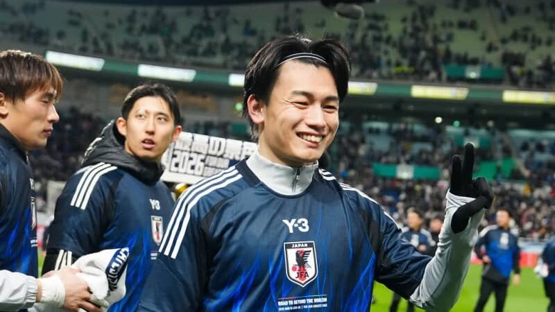 【日本代表】上田綺世「自分が増やしてきた引き出しの中からチームに貢献できた」。バーレーン戦、ポストプレーから久保建英→鎌田大地のW杯出場決定弾を引き出す