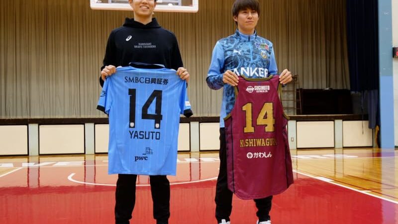 【異競技対談】川崎の「14番」背負う脇坂泰斗と柏倉哲平が“14番あるある”で大盛り上がり！「数字の1と4の並びがいい（笑）」