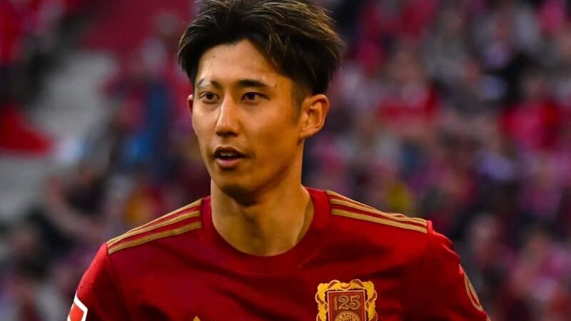 暗雲…日本代表復帰の伊藤洋輝が再び右中足骨を傷めて退場。バイエルンがSt.パウリに3-2で逃げ切る
