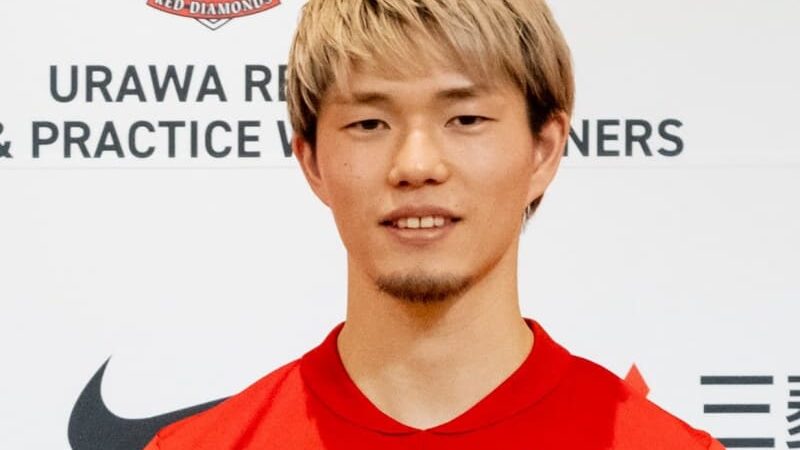 【浦和】荻原拓也「体はめちゃくちゃ動けている」。松尾佑介との”ユース出身コンビ”に好感触