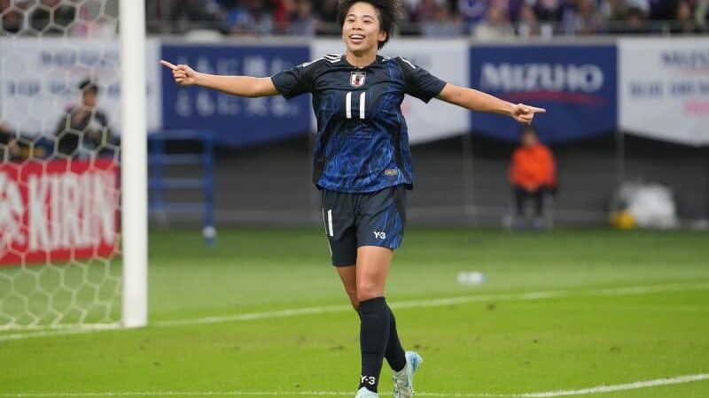 田中美南のプレス有効も｢減った｣相手ゴール前のプレー、コロンビアの思惑と籾木結花｢PK失敗｣直後の失点【新生なでしこ｢国内初戦ドロー｣の意味】(2)