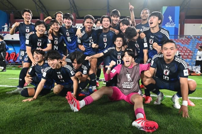 なぜU-17日本代表は“奇跡の生還”を果たせたのか。最後は３チームが勝点４で並んだ大混戦、豪州は日本戦の２失点目が痛恨の一撃となった【U-17アジア杯】